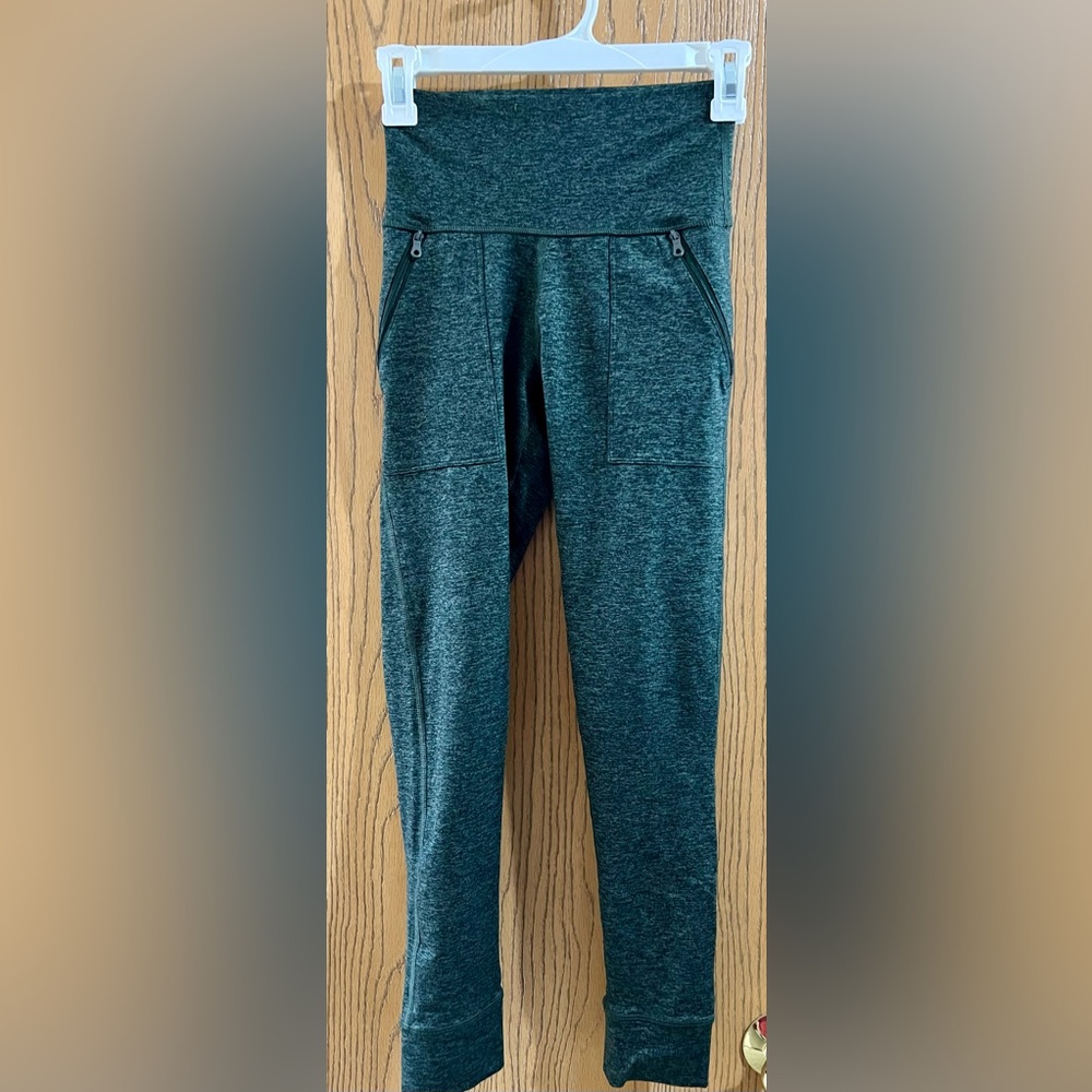 Offline by Aerie The Hugger Hi Rise Dark Green Leggings SM